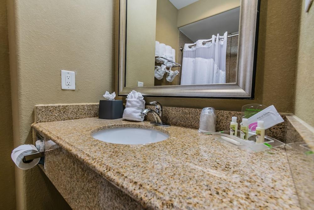 Holiday Inn Houston-Webster By Ihg Экстерьер фото